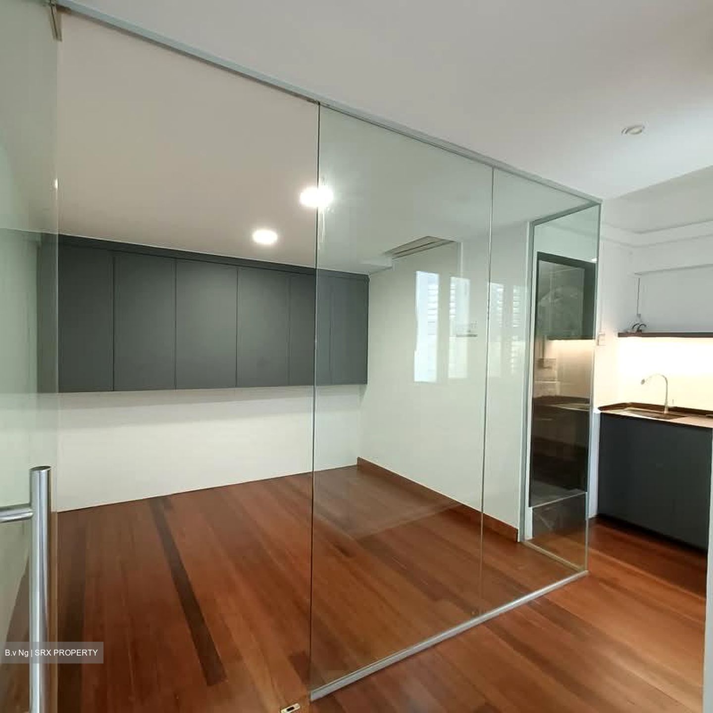 Tras Street (D2), Office #532037221